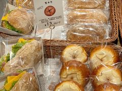 -玥儿弯弯手作烘焙(中海国际社区御城店)