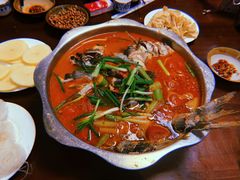 -苗家恒灵酸汤鱼-跳水牛肉连锁店(凯里总店)