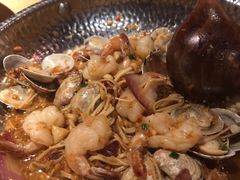 花甲爱上脆脆虾-吃饭皇帝大(合生汇店)