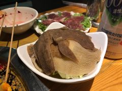 -何氏串串香火锅(翠亨店)
