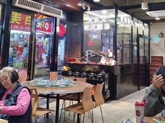 -荣基四海一家·家常菜·海鲜大排档(新安店)