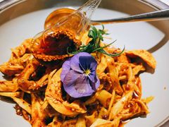 敲糖棒棒鸡-辛香汇·现炒川菜(淮海路百盛店)