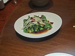 -乔家小院•非遗驴肉•青岛菜(滨河路店)