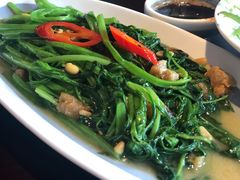 蒜子油渣炒空心菜-上名堂·鱼头好吃(体育场路店)