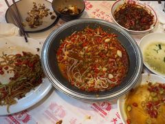 -堂瓦里·33年传统赣菜(第一街区店)