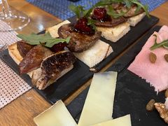 鹅肝树莓塔塔-LA MAISON公鸡和龙(蛇口店)