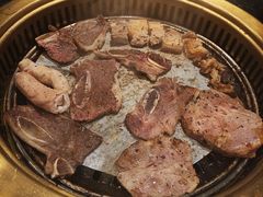-烤路里·韩国品质自助烤肉(石路天虹4号店)