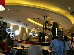 -必胜客(武汉欢乐谷店)