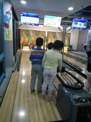 -六月巴士童乐园(抚顺罕王商场店)