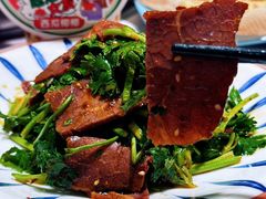 -黄记煌三汁焖锅(新佳丽江汉路店)