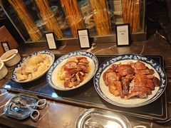 -广州万富希尔顿酒店·感趣自助餐厅·金秋蟹宴生蚝海鲜刺身