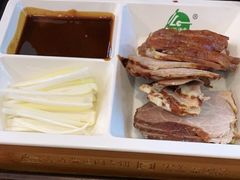 熏肉大饼双人餐-李连贵熏肉大饼(金隅嘉品Mall店)