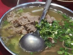 -谢老五跷脚牛肉·非遗传承店