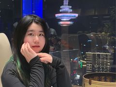 -云顶旋转自助景观餐厅