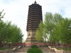 -玲珑塔公园