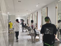 -3AM HAIR SALON烫发染发接发