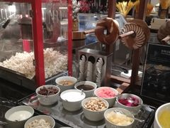 -广州万富希尔顿酒店·感趣自助餐厅·金秋蟹宴生蚝海鲜刺身
