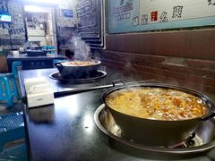 -石灰市毛记烧鸡公(解放碑店)