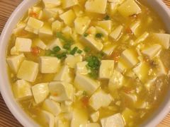蟹粉豆腐-君豪蟹都·湖景·农家乐(蟹舫苑店)