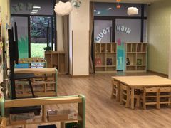 -黄浦乐烁龙鱼宝贝托育园(海潮路校区)