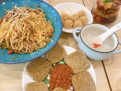 -贵凤凰贵州米粉(五道口店)