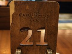 -StayReal Cafe(长宁来福士广场东八区店)