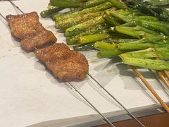 -亮子·东北特色烧烤(复悦荟店)