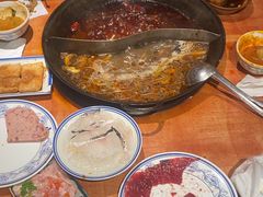 -周小明火锅(黑金冠社区店)