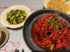 -肥肥虾庄·金牌油焖大虾(杨园滨江时代walk店)