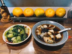菌汤小馄饨-八珍手工水饺·妈妈的爱(传芳巷店)