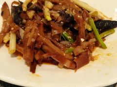 -京尊烤鸭店JINGZUN(春秀路店)
