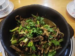 -榕江牛瘪牛肉火锅