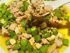 -万重锦·人文川菜馆(骡马市店)