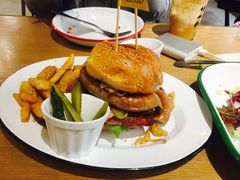 -HELLO 27 意面·沙拉·帕尼尼