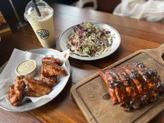 -Ribs & Burgers The Rocks
