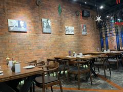 大堂-1886德国汽车餐厅(外滩十六铺码头店)