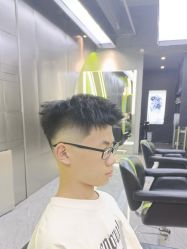 -不迫先生专业男士剪发