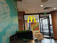-麦当劳(虹梅路地铁站店)