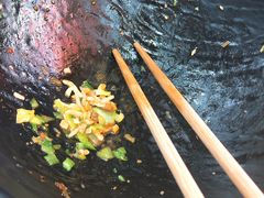 -两勺子一碗口水鸡拌面