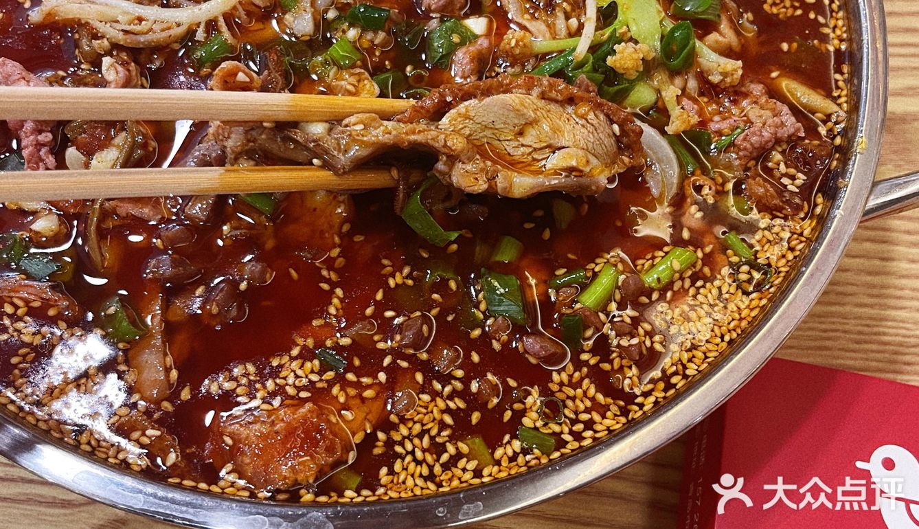 点了双人套餐，一只成都烤鸭，一些配菜