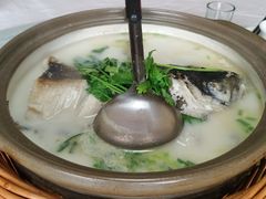 -天乐农家鱼头王(天目湖店)