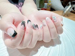 -沫儿·美甲美睫·半永久·皮肤管理