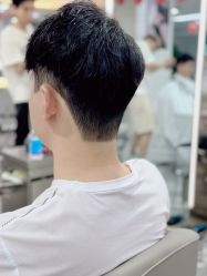-米娜护肤造型