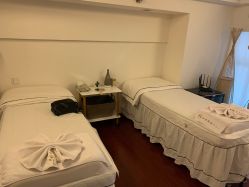 -JNK皮肤管理中心