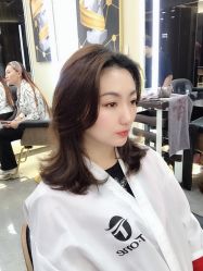 -AYO SALON