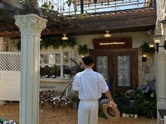 -Lamant Manor已闻花名關於藍