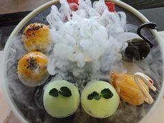 四喜点心拼盘-馋遇江南·精致湖景雅宴(东方之门店)