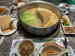 -禄婶鸡煲·打边炉