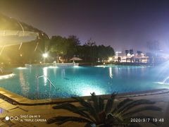 -上海滴水湖皇冠假日酒店