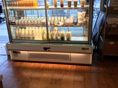 面包甜点陈列柜-一鸣真鲜奶吧(汇金店)